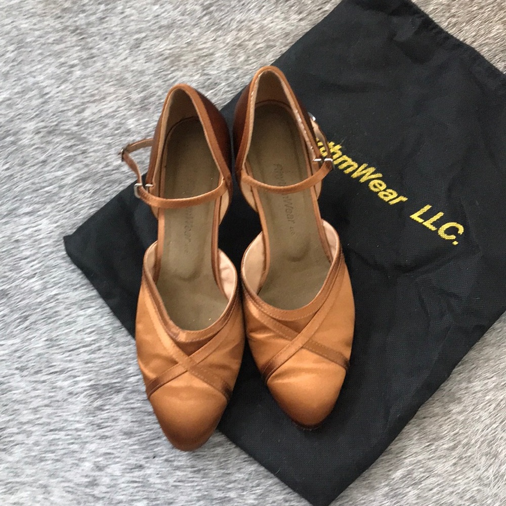 Women’s Satin Mary Jane Heels in Copper Tan